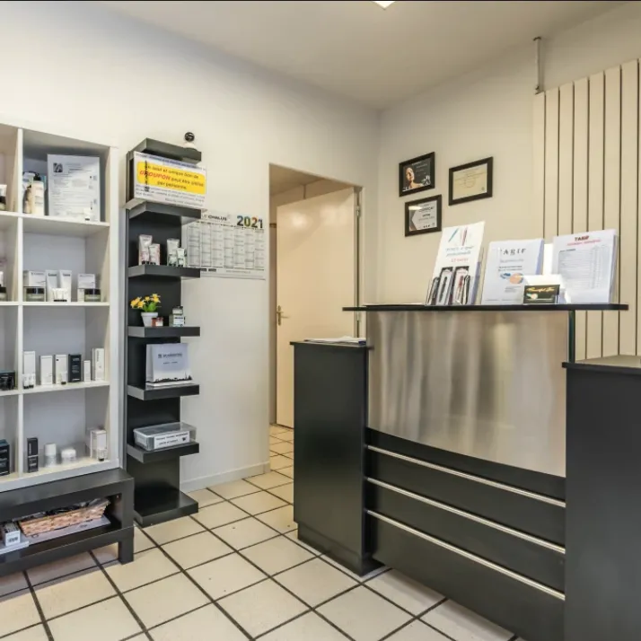 Accueil chaleureux et élégant institut de beauté à Issoire.